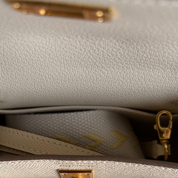 Mini Kelly - Picture 10 of 11